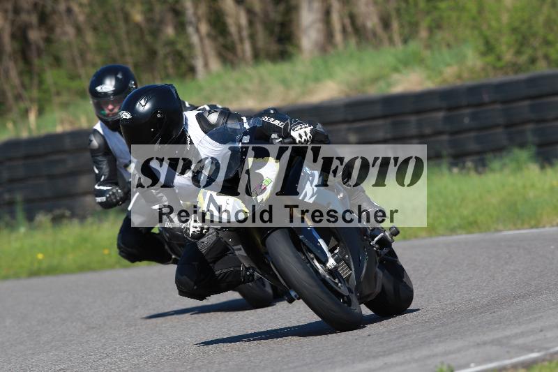 /Archiv-2022/08 17.04.2022 Speer Racing ADR/Instruktorengruppe/7